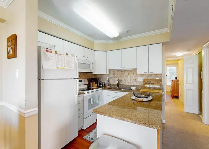 Sunny With Balconies Full Kitchen Ac & Wifi & Just Steps To The * Ocean City
