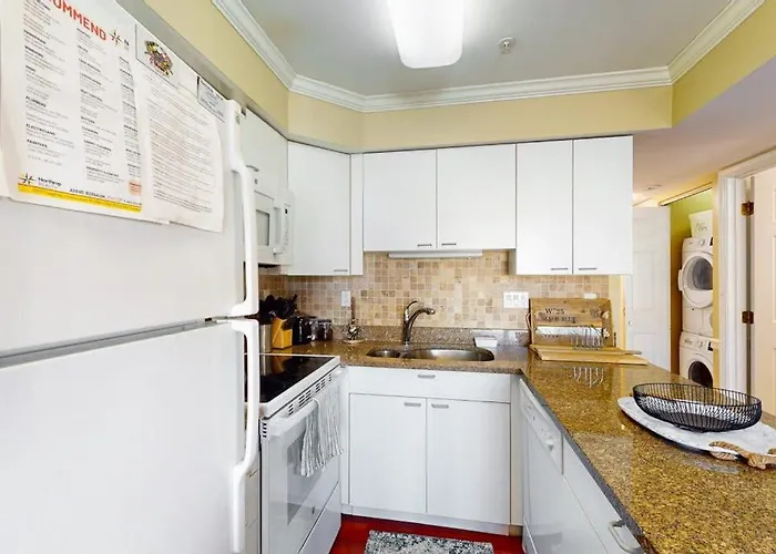 Sunny With Balconies Full Kitchen Ac & Wifi & Just Steps To The * Ocean City